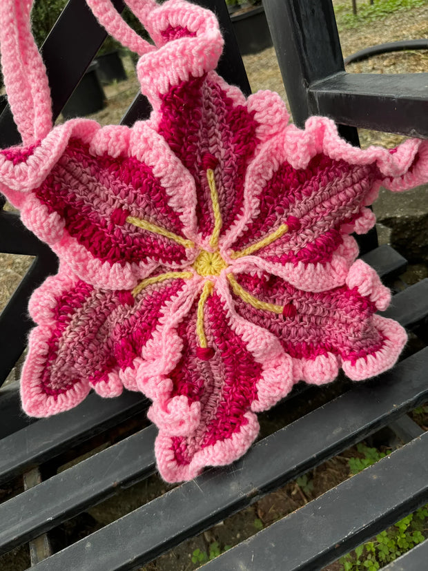 The Pinky Flower Bag Crochet Pattern