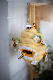 Bee hive & Bees crochet pattern