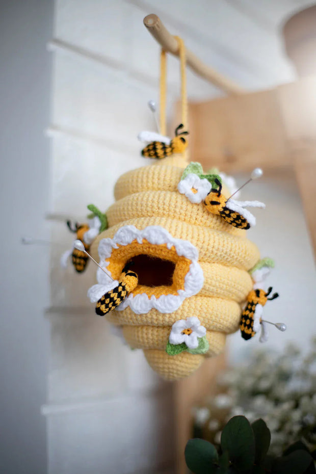 Bee hive & Bees crochet pattern