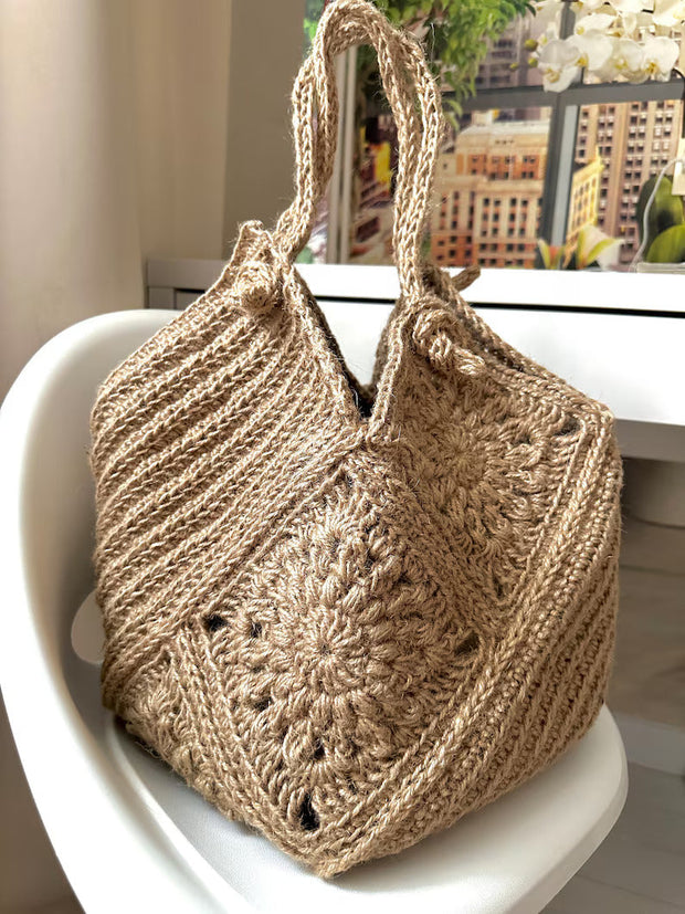 Summer Granny Square Bag crochet pattern